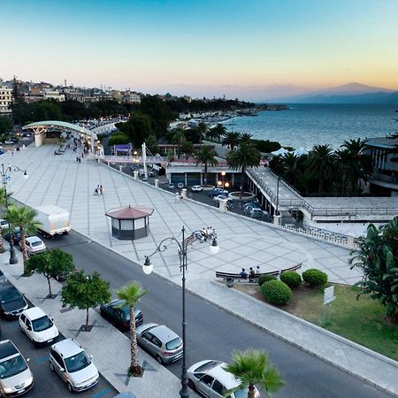 B&B Centrale Affittacamere Reggio di Calabria Exteriör bild