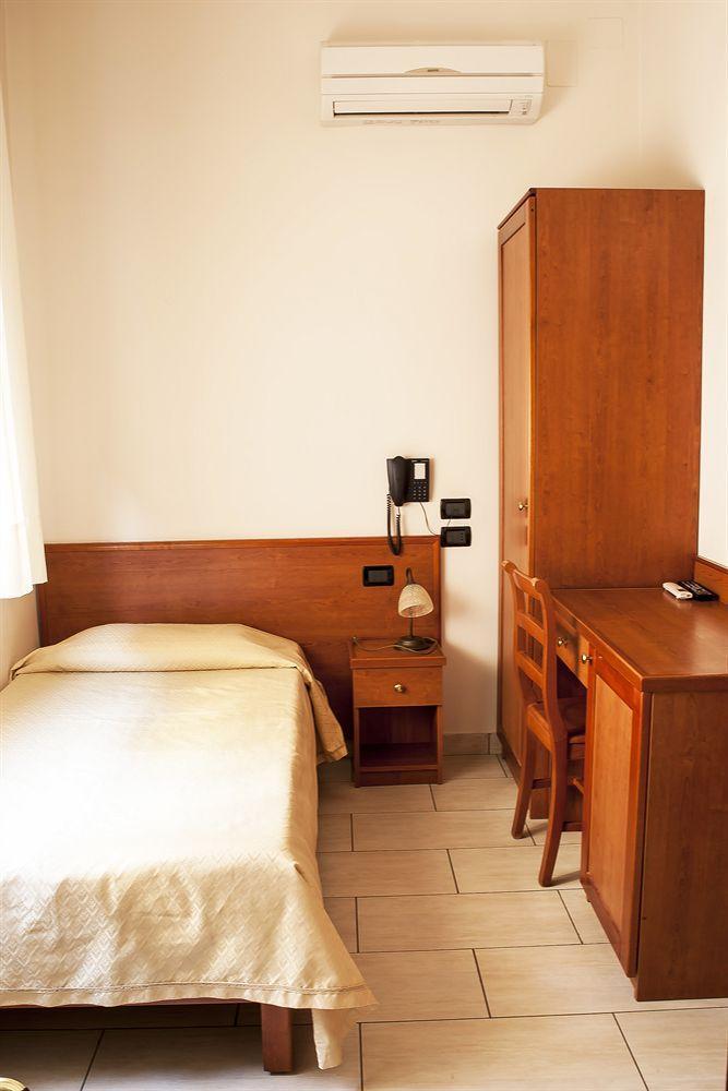 B&B Centrale Affittacamere Reggio di Calabria Exteriör bild