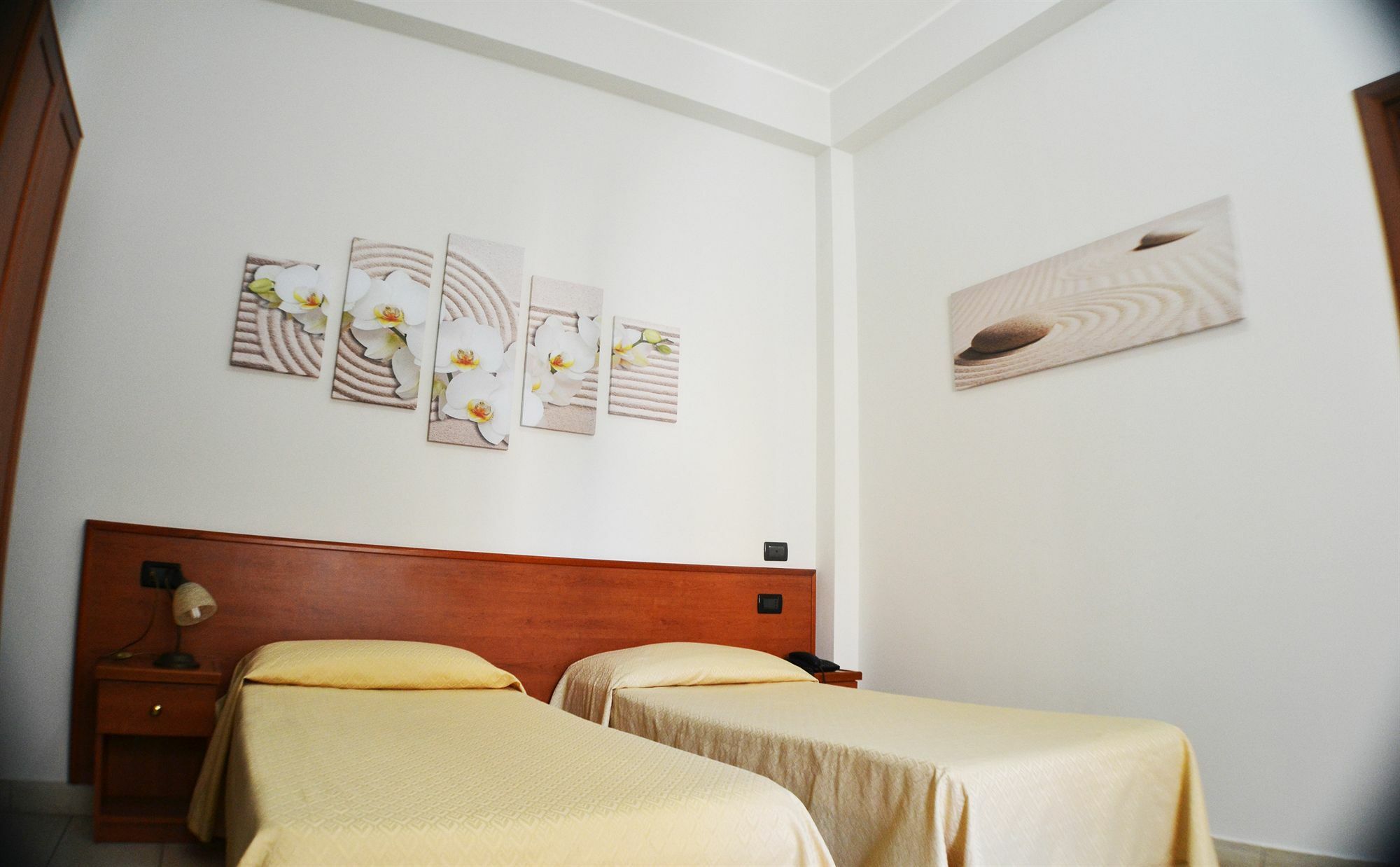 B&B Centrale Affittacamere Reggio di Calabria Exteriör bild